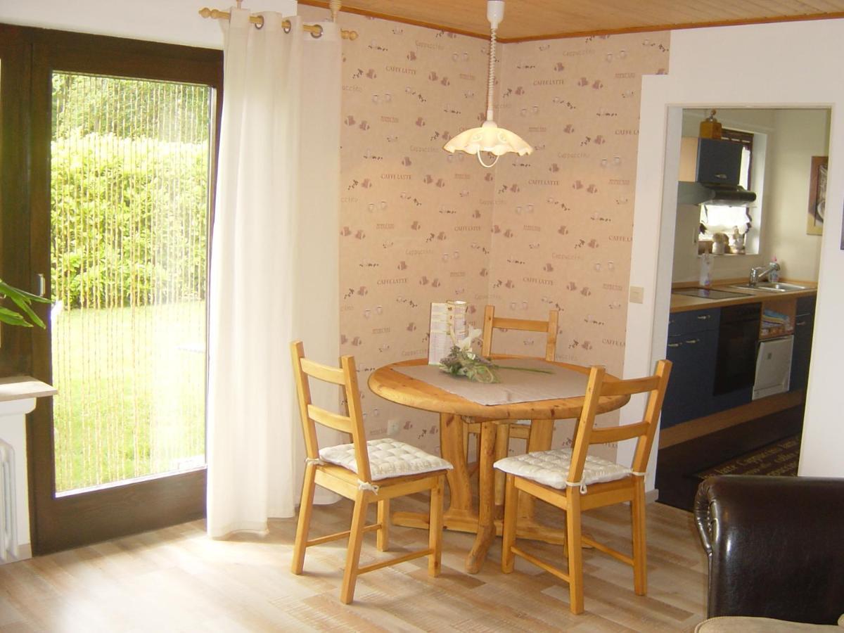 Haus Am Wald Leilighet Hillscheid Eksteriør bilde